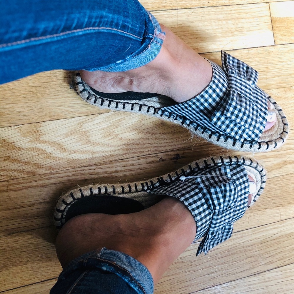 Sandals - Picture 3 of 3